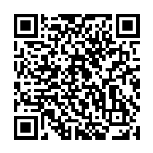 侧面红石镇的敌人用密集的炮火向着政府军猛烈轰击二维码生成
