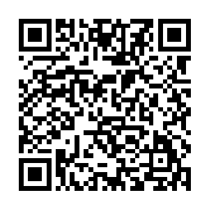 便会发觉天空里面更是堆积满了浓密无比的厚实云层二维码生成