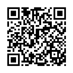 便凝成了一个奇异的蓝红交织的封印空间二维码生成