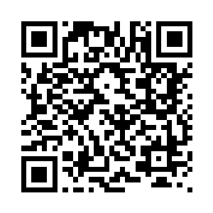 便将手中的塑料袋交给周丽带进去二维码生成