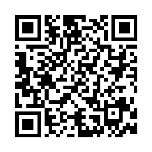 便沿着长长走廊去了后面的生活区二维码生成