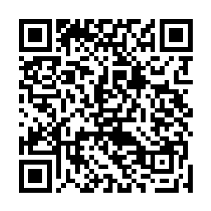 便灰头土脸的赶紧的飞快的走到毛一波和三念两人的面前二维码生成