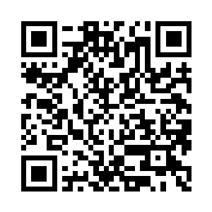 便看到南南满头大汗的冲到了自己的怀里二维码生成