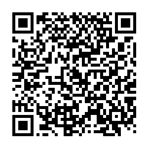 便被人领到门口跟前面几位交卷的人一些等待交卷人数够数了再一并放出去二维码生成