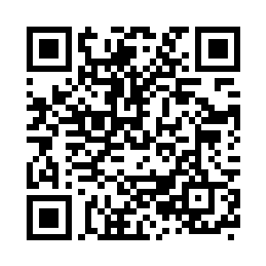 便见天空出现一双巨目张开了眼睛二维码生成