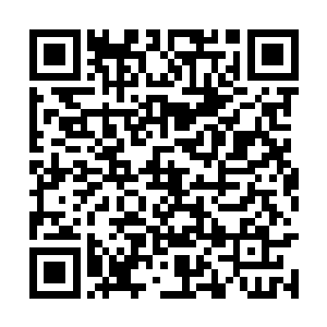 便见那几个人连忙将手中的长枪固定在天台的边缘二维码生成