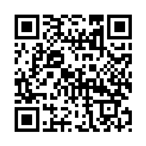 俊美的头发此时已经被烧焦了一块二维码生成