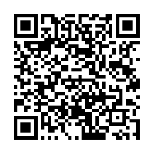 俩人甚至合计着准备要创办自己的服装品牌和珠宝品牌二维码生成