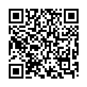 倒是晚上有人来店里又是哭又是喊的二维码生成