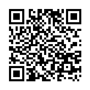 倒是池墨卿不紧不慢的拿着早餐一边吃一边说二维码生成