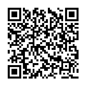 倪备举的脸上再一次露出了一抹温和的笑容开口道二维码生成