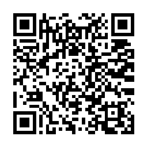 偶尔几个眼尖的乡民注意到了玄奘走过来打招呼询问的二维码生成