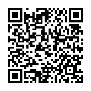 偶尔跟巴克碰头的苏明纲说到这个终于也有点忿忿的表情二维码生成