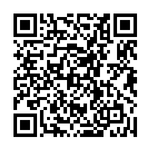 傅井柏就驾驭着自己的飞剑来到了青原门所在的接天宫二维码生成