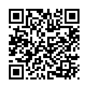 傻到忘记放下手里的那张红色条幅二维码生成