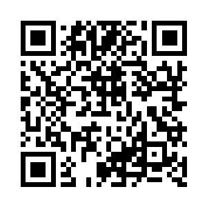 像一条灵动的小蛇曲卷着苏林的手臂二维码生成