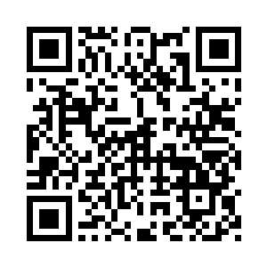 像小时候一样在他的脸颊上捏了捏二维码生成