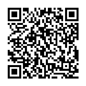 像是这种门口悬挂或捆绑奴隶和罪人的行为在有角族中也属常见二维码生成
