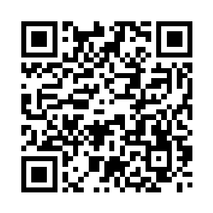 像游泳一样从沙浪里边钻了出來…二维码生成