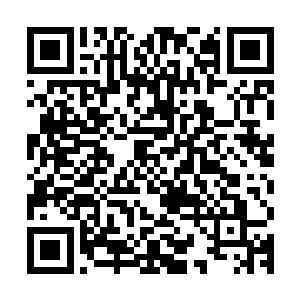 兀自继续讲着她对所谓加藤君的如滔滔江水连绵不绝的崇敬之意二维码生成