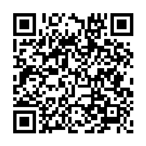 元丁这个时候才发现云拂崚根本就不在他的手中二维码生成