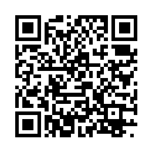 充满探究趣味的眼神时不时地瞟着他的俊脸二维码生成