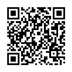 光头的脸颊上直接出现了五个清晰的巴掌印二维码生成