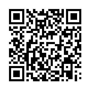 光滑润泽的绸缎将她的身材勾勒的妖娆性感二维码生成