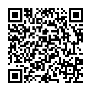 公安局长耿剑锋立刻带着几十名警察和特警赶了过来二维码生成