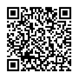 六十四强的存在都再度传送到了另一个更小的空间中二维码生成