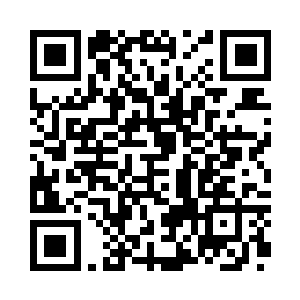 关节缝隙中长出了更多的野花和金稞二维码生成