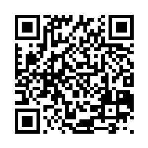 关键是他现在实在不便又跑回入口方向二维码生成