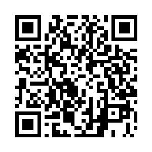 兴高采烈的阿尔伯特握着高扬的手不肯撒了二维码生成