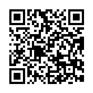 其上一条绿色的龙形印记在散发着光亮二维码生成