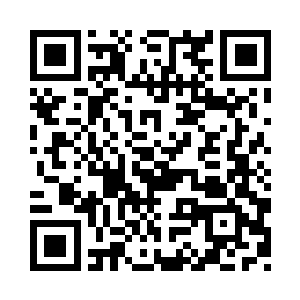 其中一个年级稍微大点的男子走了出来二维码生成