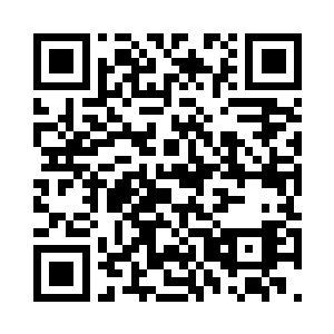 其中一个看上去是三级的豺狼人士官二维码生成