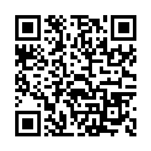 其中一人和注意到洛家康的领带弄歪了一些二维码生成