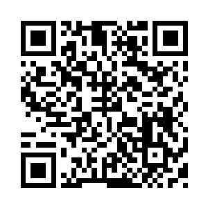 其中三张病床上躺着三个男性皮谷病患者二维码生成