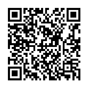 其中便有金希珠和郑成珉的身影……看见震撼的悬浮岛二维码生成