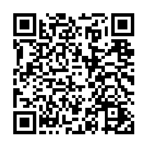 其中没穿军装的一人还到村子里找村长首先问了几句话二维码生成