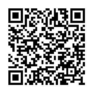 其中的一个分神期修士扬手扔出了一件飞行宝器二维码生成