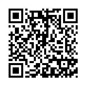 其他三名护卫也看到地上的玉花石了二维码生成