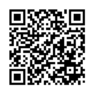 其实他对那些捕快跟衙差也不大放心二维码生成