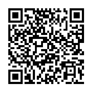 内部其实充斥着深蓝浅蓝两种颜色的液态能量团二维码生成