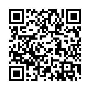 内部隐约可见一个发光的大脑在漂浮着二维码生成