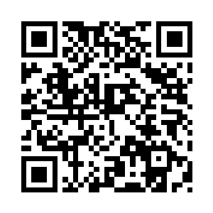 再也不用担心谁会一脚把足球踢下悬崖了二维码生成