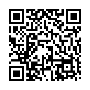 再加上她的这条迷你裙就是按照露肩来设计的二维码生成