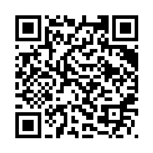 再对比一下夏廷德松弛臃肿的身子二维码生成