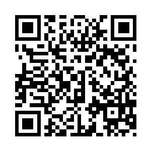 再抓住他架在自己肩头的手臂往上一托二维码生成
