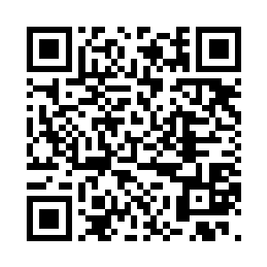 再看看八姐脸上尚未完全褪去的红晕二维码生成